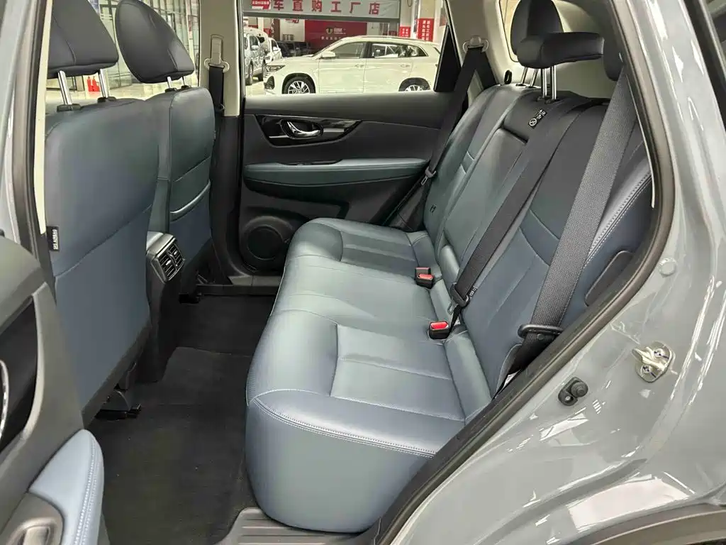 Nissan X-Trail — миниатюра 20