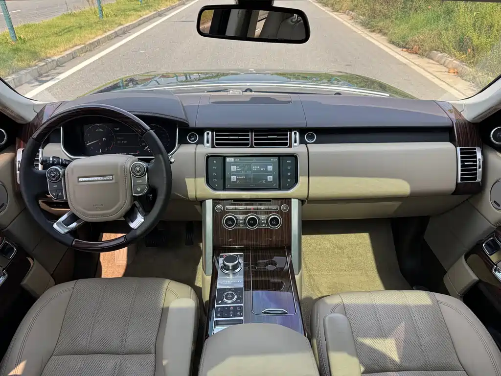 Land Rover Range Rover — миниатюра 11