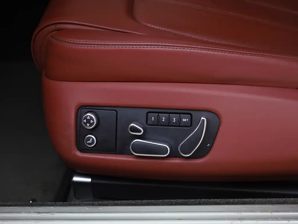 Bentley Continental — миниатюра 26