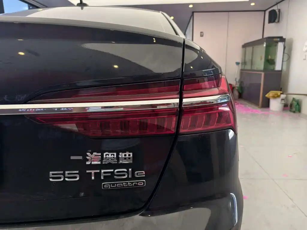 Audi A6L New Energy — миниатюра 7