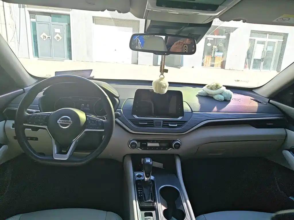 Nissan Teana — миниатюра 10