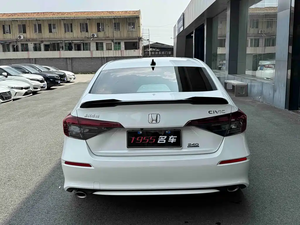 Honda Civic — миниатюра 8