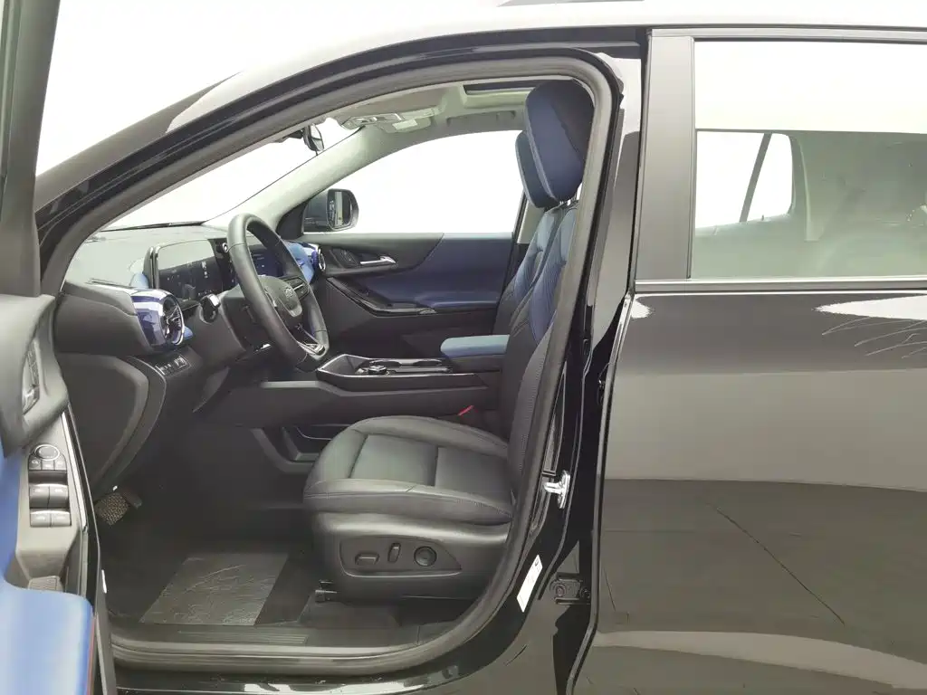 Chevrolet Plus — миниатюра 10
