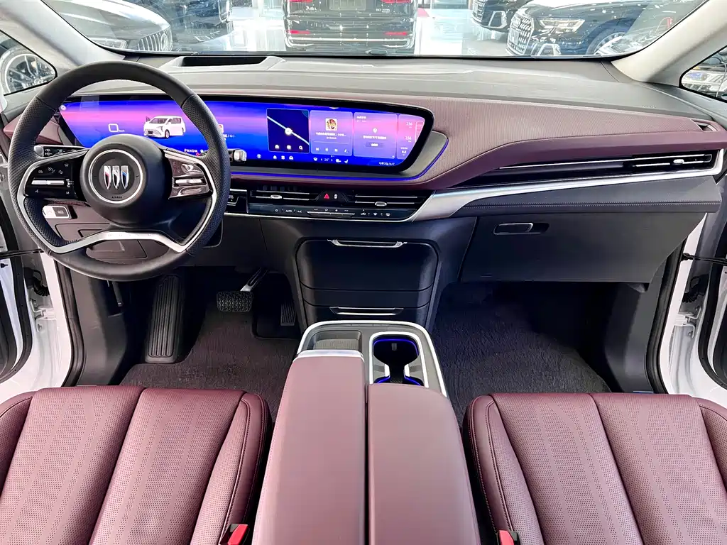 Buick Century 2025 2.0T мест