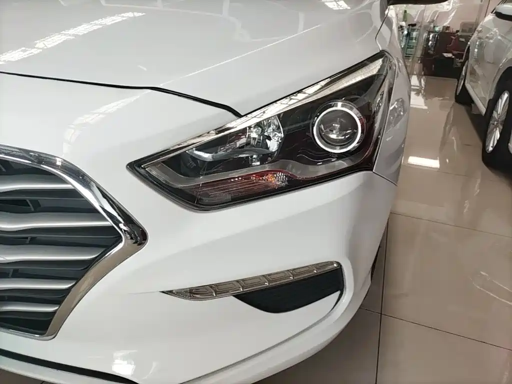 Hyundai Mistra — миниатюра 24