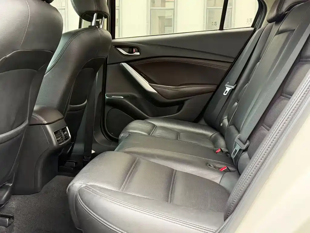 Mazda Atenza — миниатюра 6