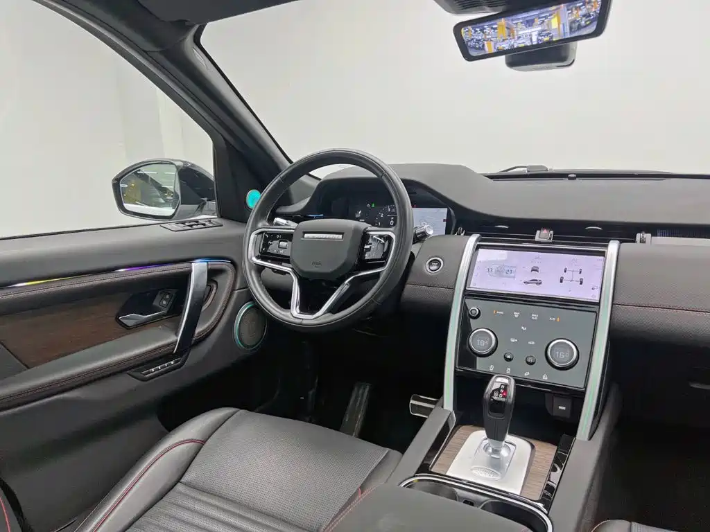Land Rover Discovery Sport — миниатюра 22