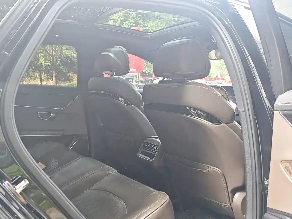 BYD Han — миниатюра 12