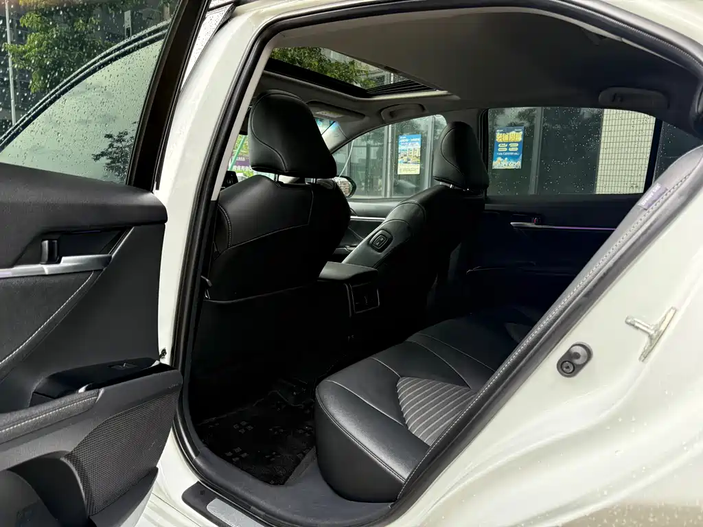 Toyota Camry 2022 2.5S