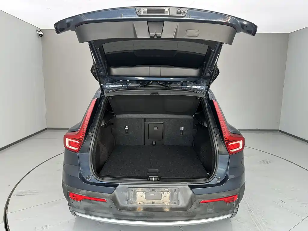 Volvo XC40 — миниатюра 7