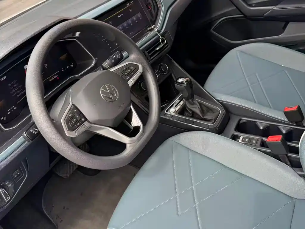Volkswagen Lavida — миниатюра 8