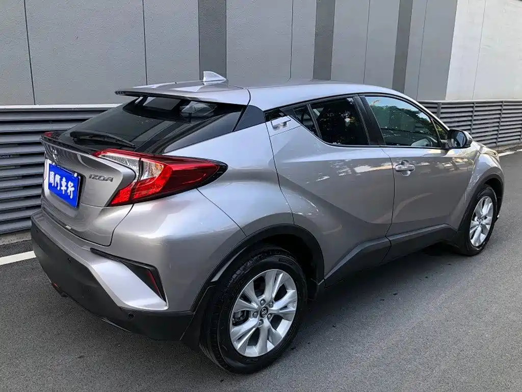 Toyota IZOA — миниатюра 13
