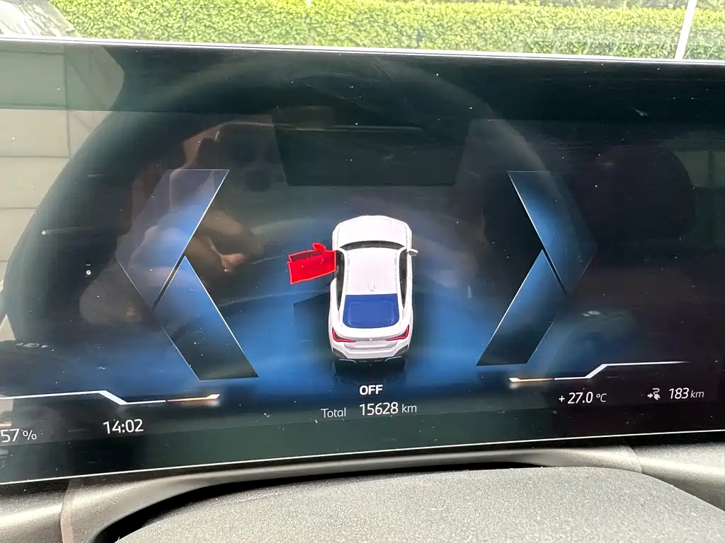 BMW i4 — миниатюра 16