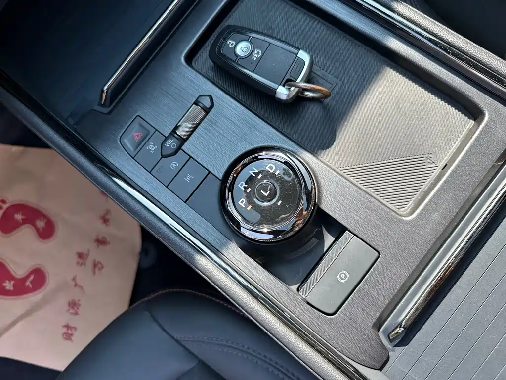 Ford Mondeo — миниатюра 14