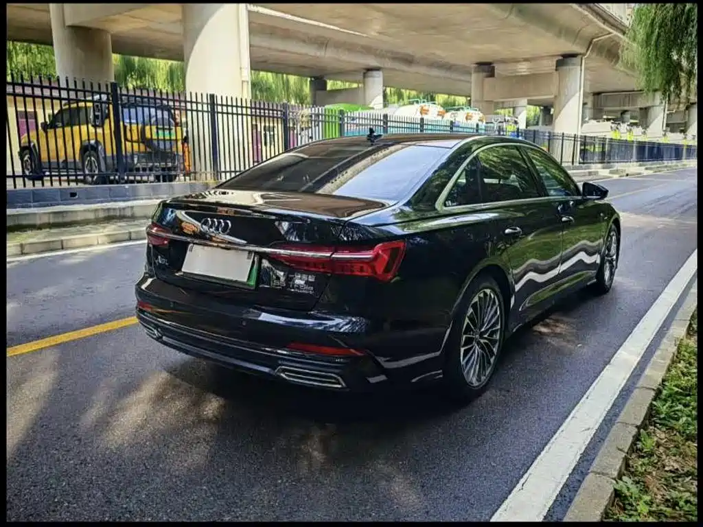 Audi A6L New Energy — миниатюра 9