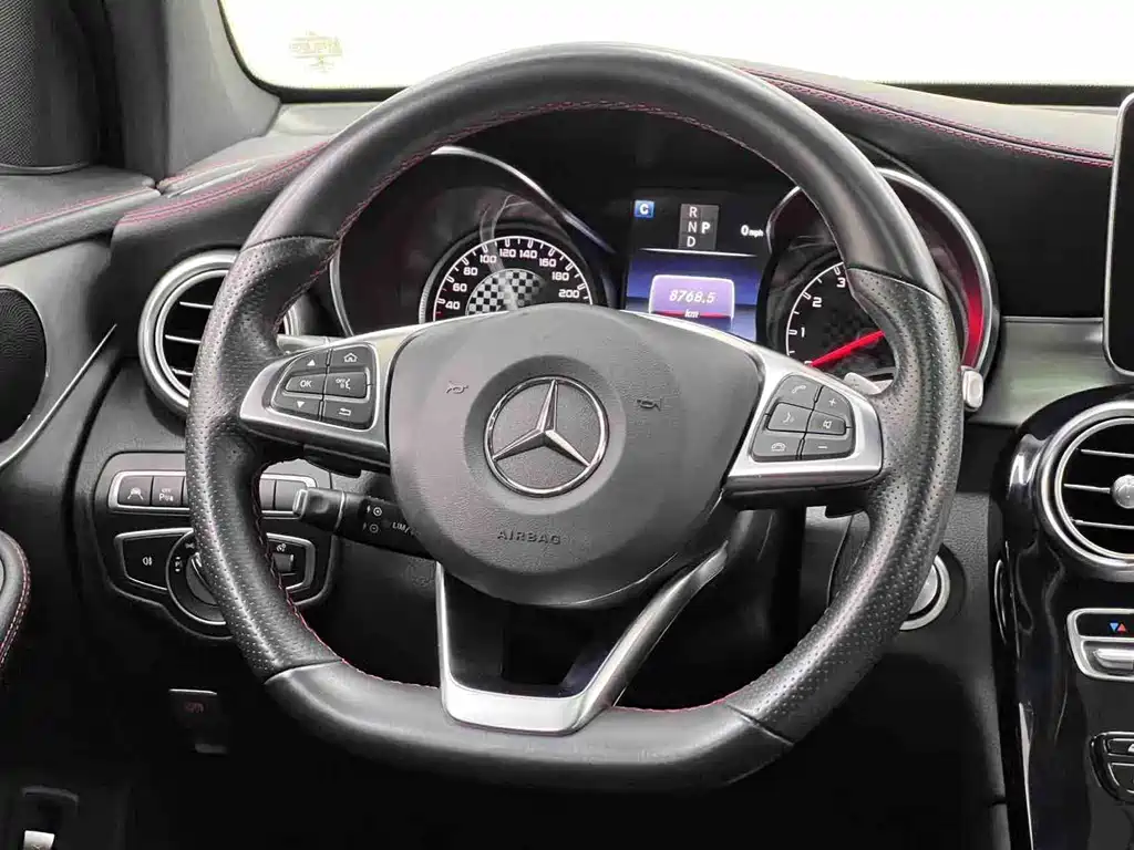 Mercedes-Benz GLC AMG — миниатюра 22