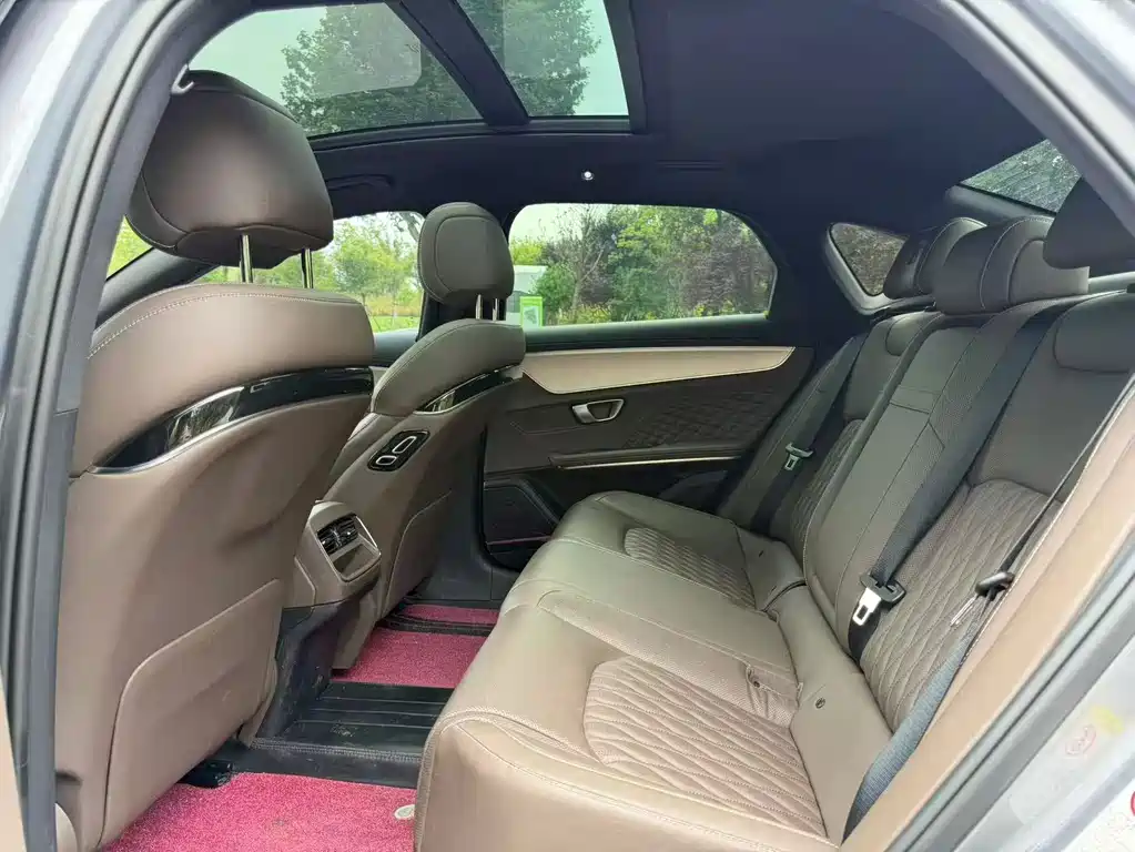 BYD Han — миниатюра 6