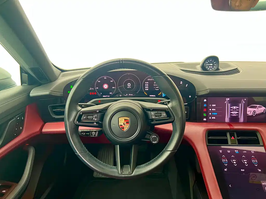 Porsche Taycan — миниатюра 18