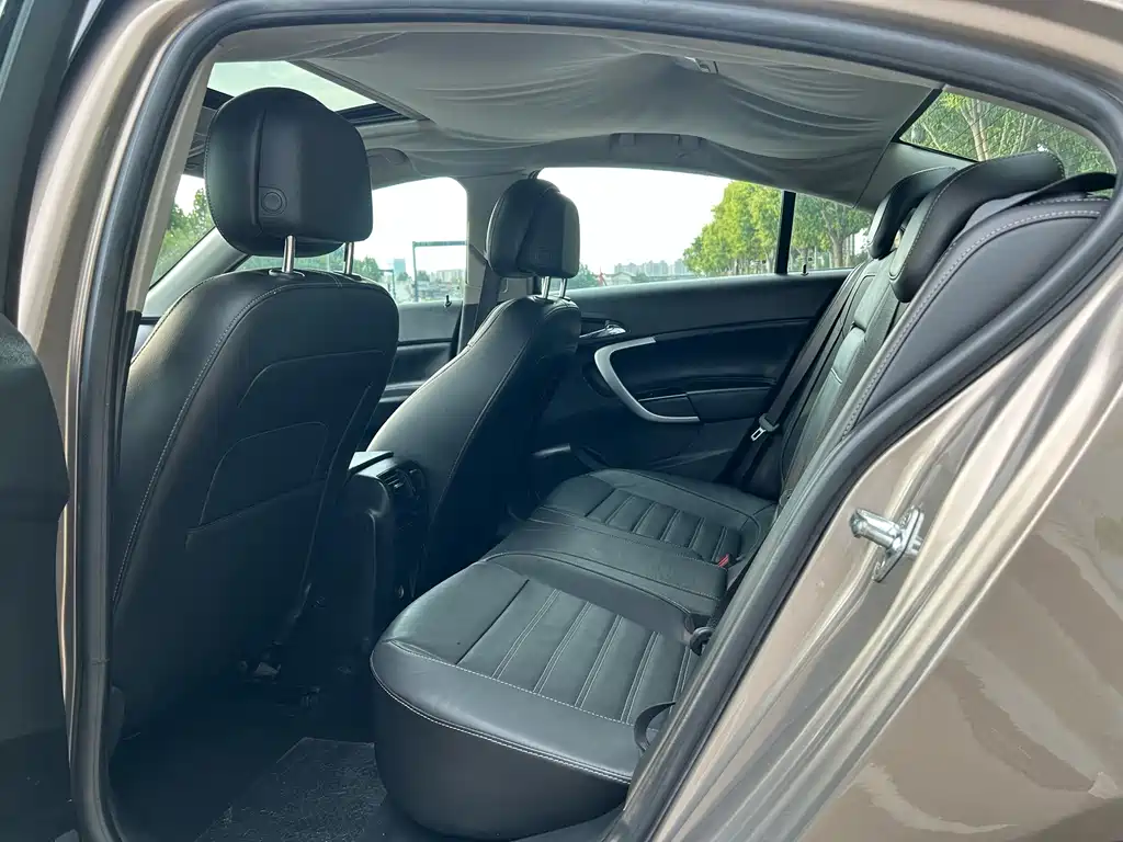 Buick Regal — миниатюра 7