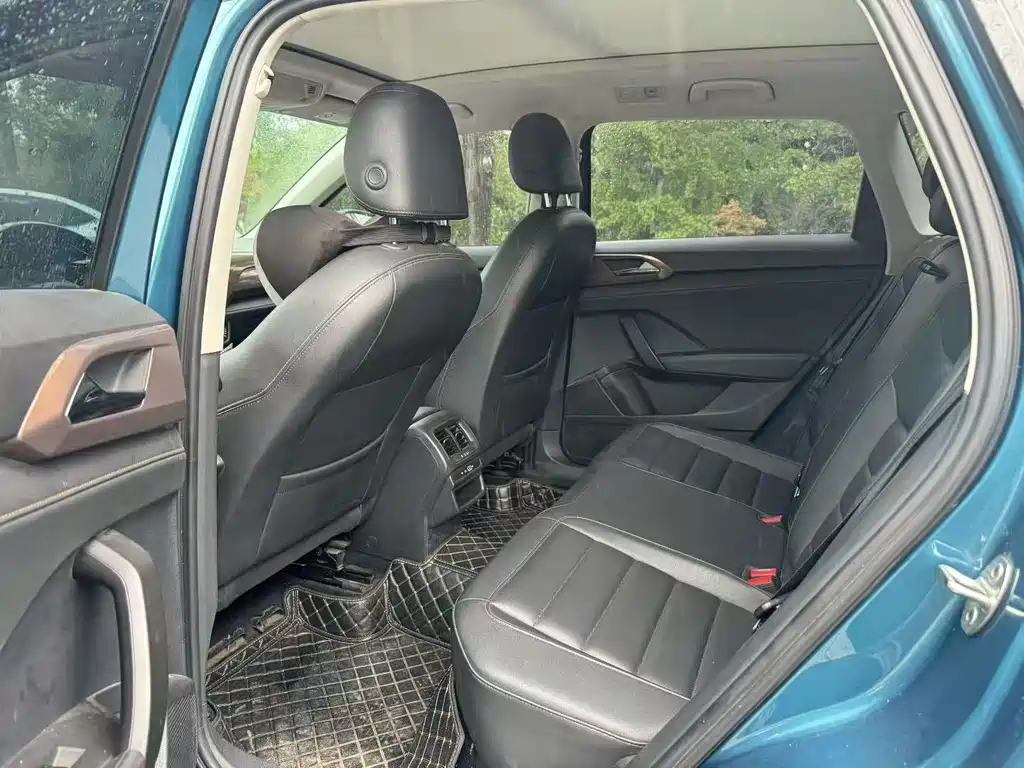 Volkswagen Tharu — миниатюра 6