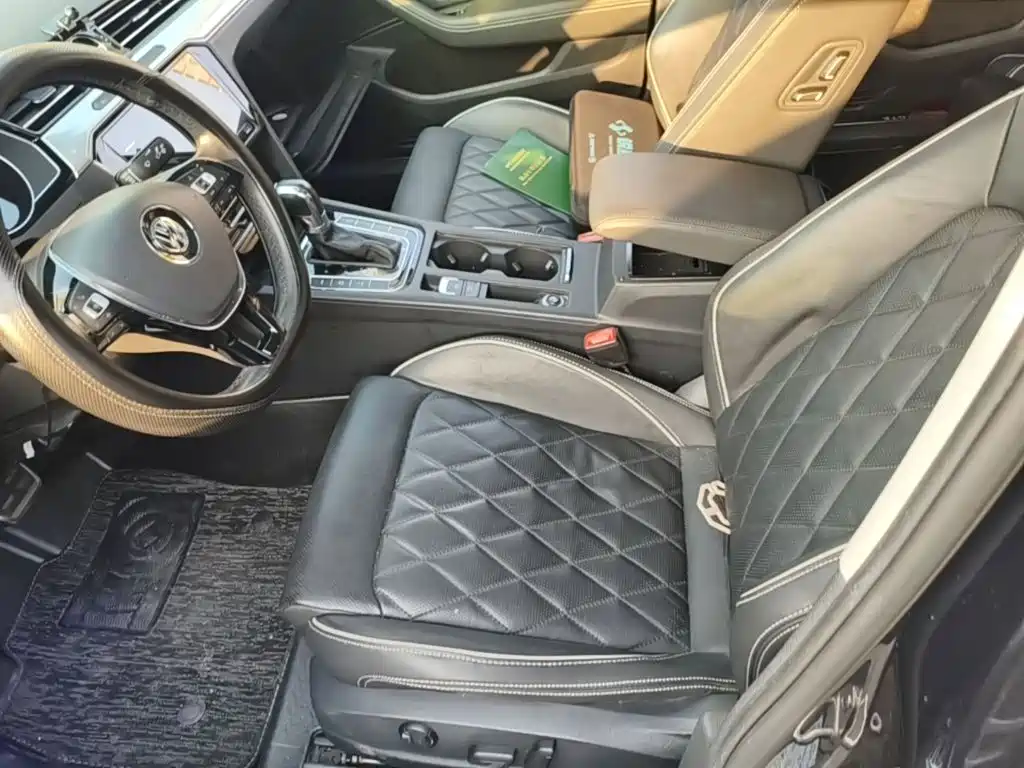 Volkswagen Magotan PHEV — миниатюра 15