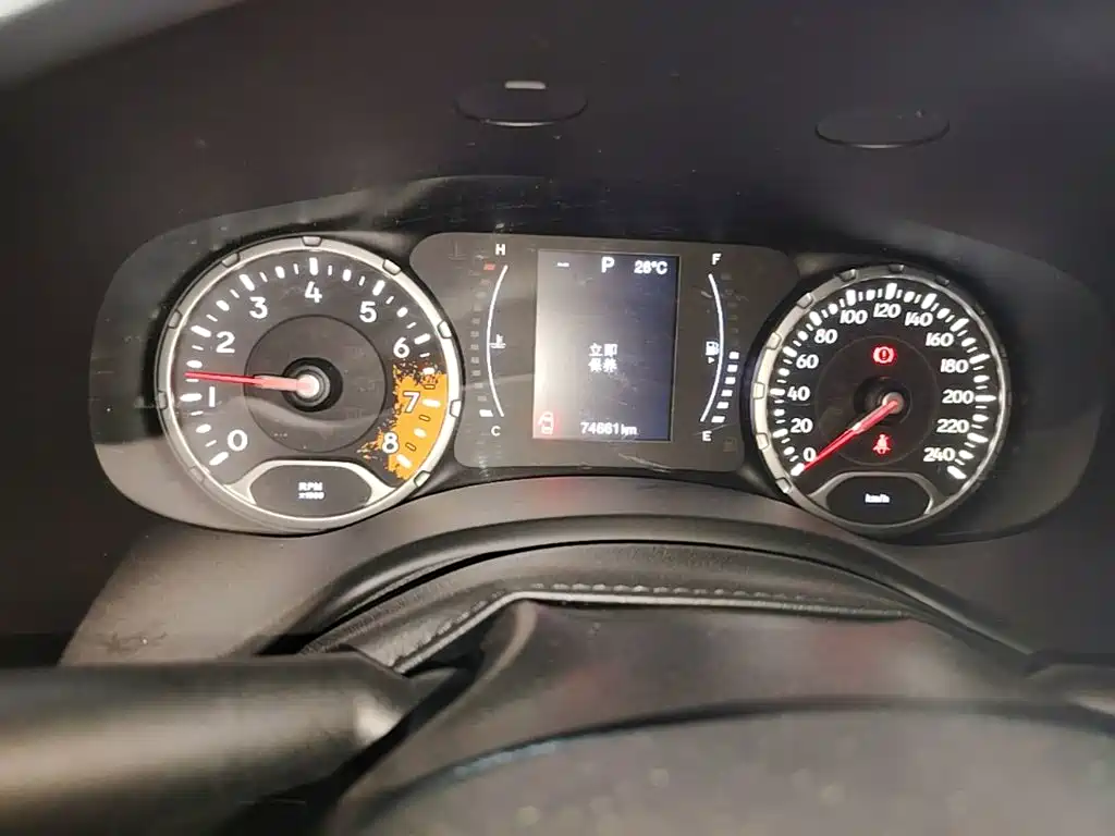 Jeep Renegade — миниатюра 12