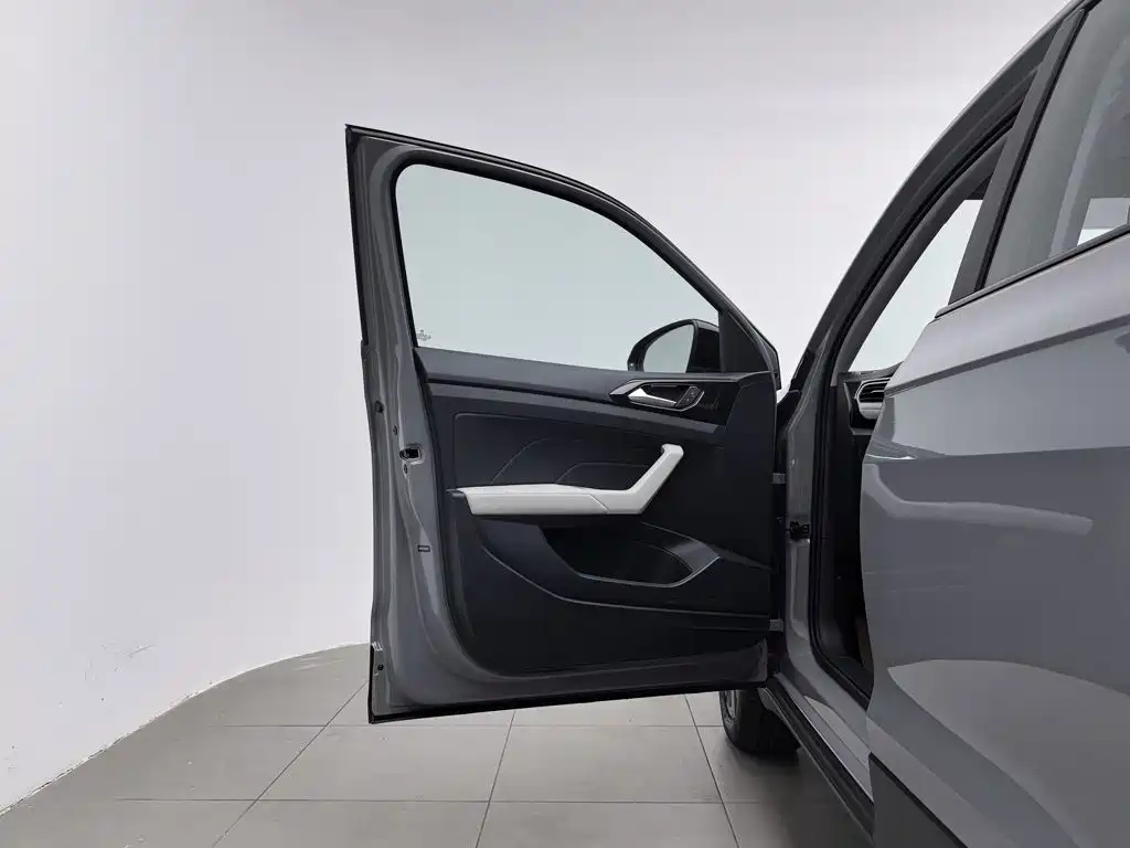 Volkswagen Tharu — миниатюра 8