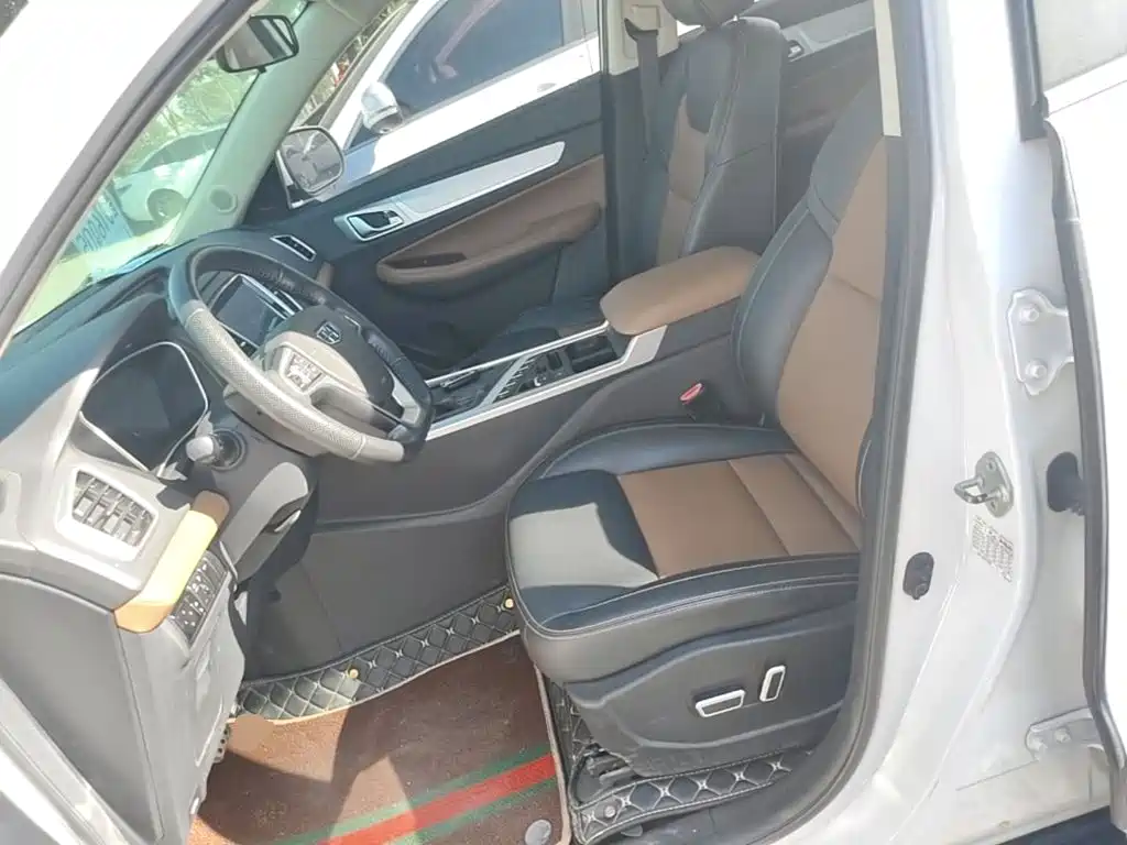 Geely Vision X6 — миниатюра 15