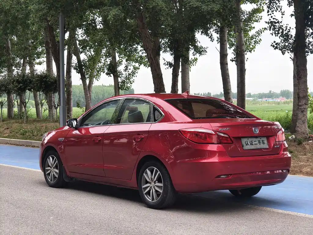 Changan Eado — миниатюра 7