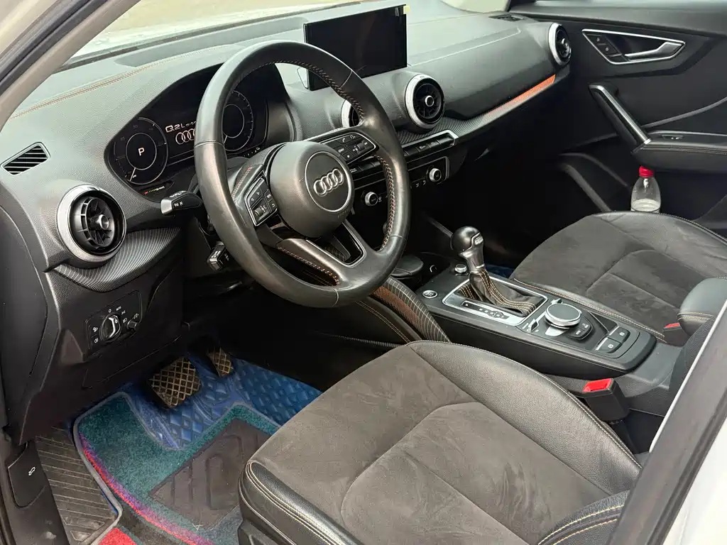 Audi Q2L e-tron — миниатюра 7