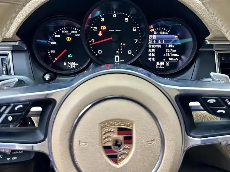 Porsche Macan — миниатюра 15