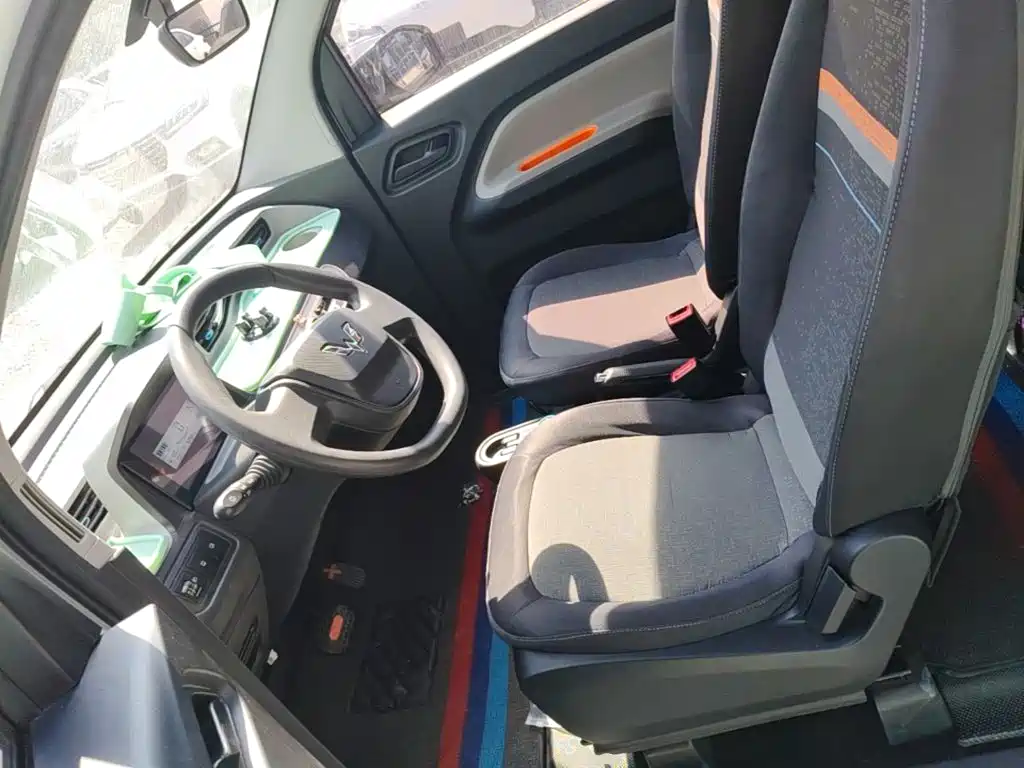 Wuling MINIEV — миниатюра 15