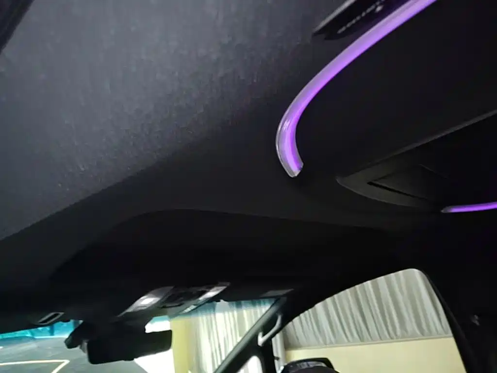 Toyota Vellfire — миниатюра 18