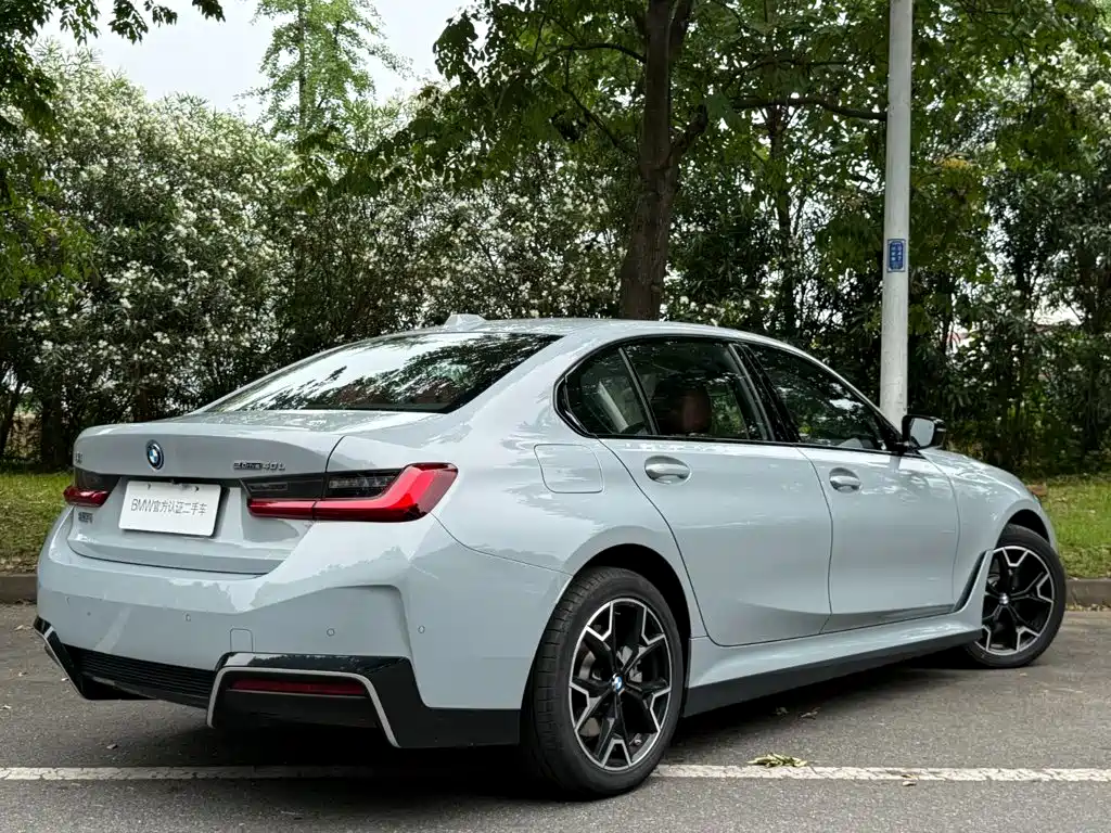BMW i3 — миниатюра 4