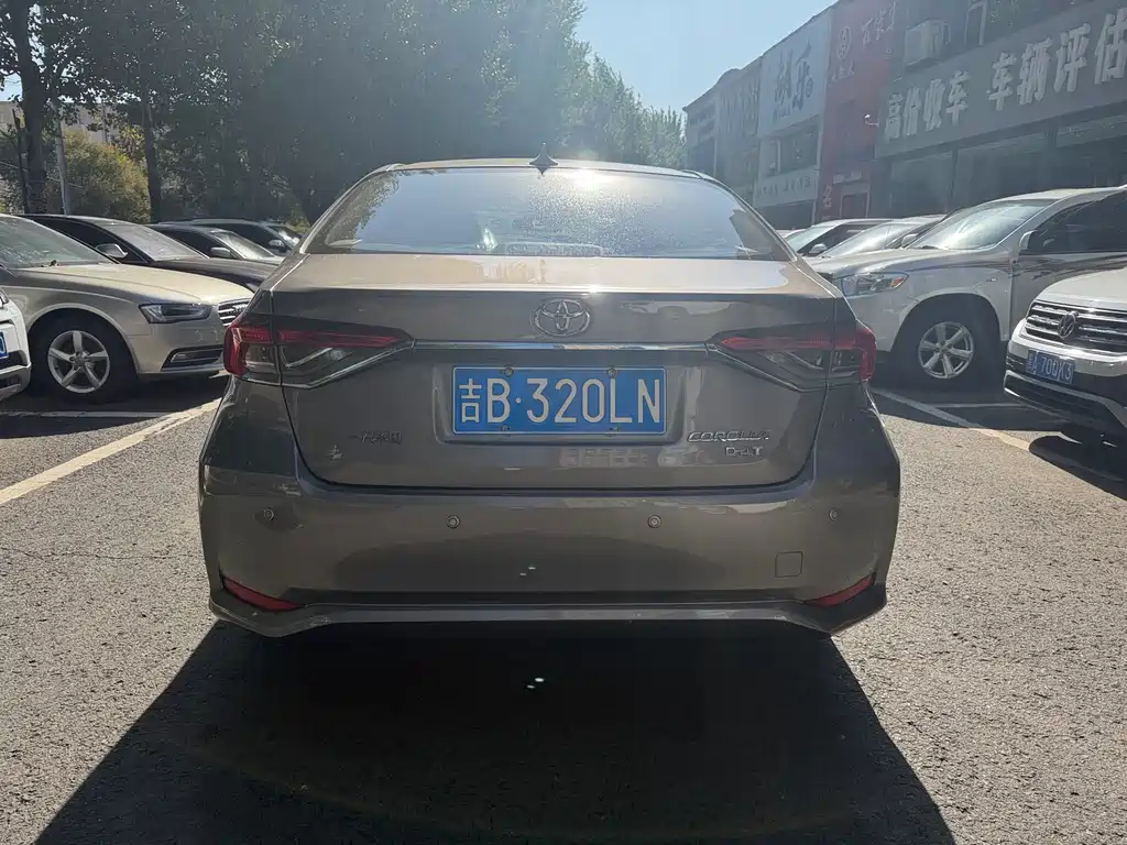 Toyota Corolla — миниатюра 4