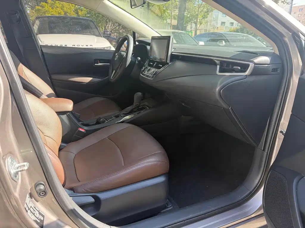 Toyota Corolla — миниатюра 10