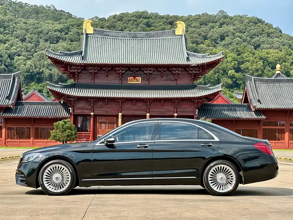 MERCEDES-BENZ S CLASS