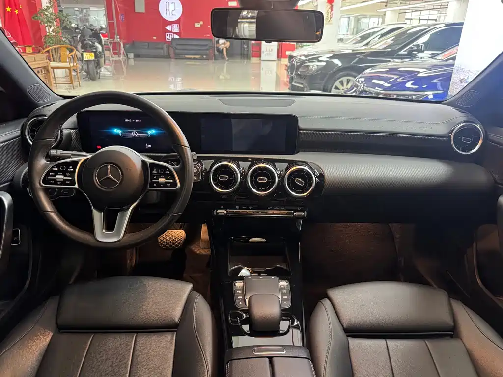 Mercedes-Benz A-Class — миниатюра 8