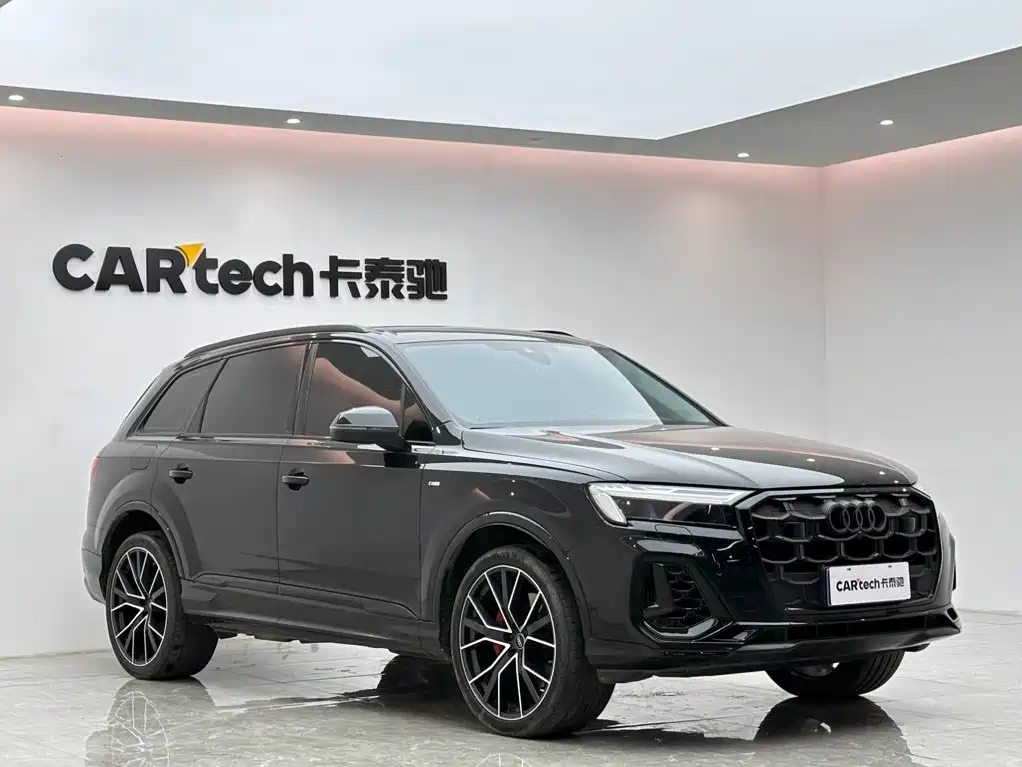 Audi Q7 — миниатюра 6