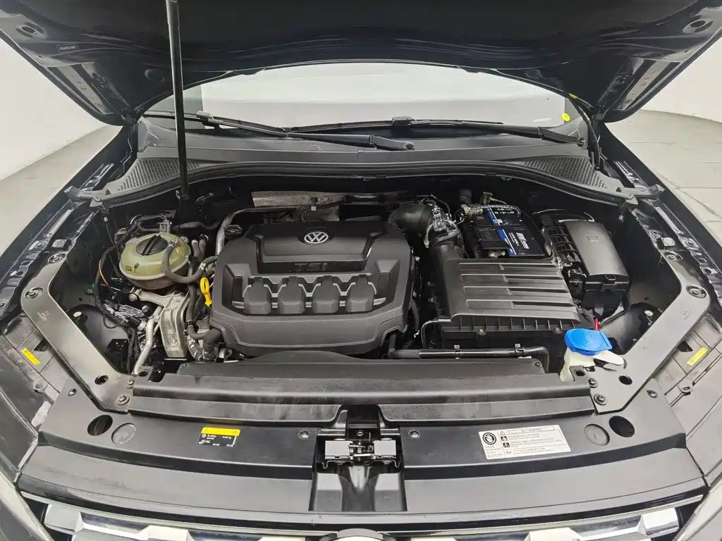 Volkswagen Tiguan L — миниатюра 6