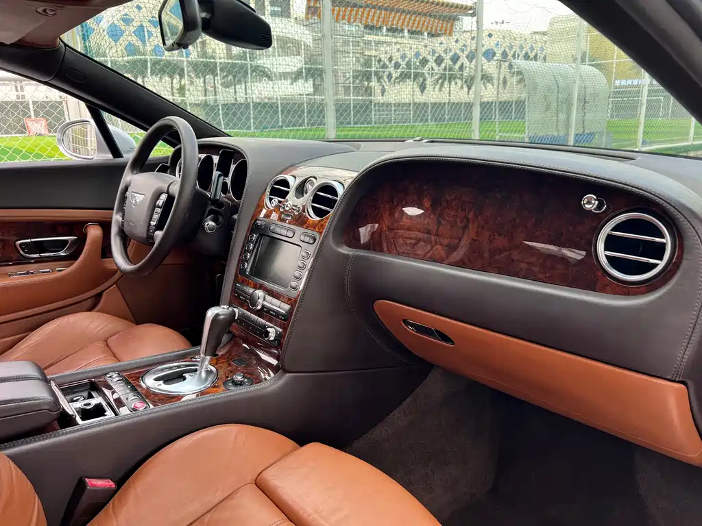 Bentley Continental — миниатюра 11