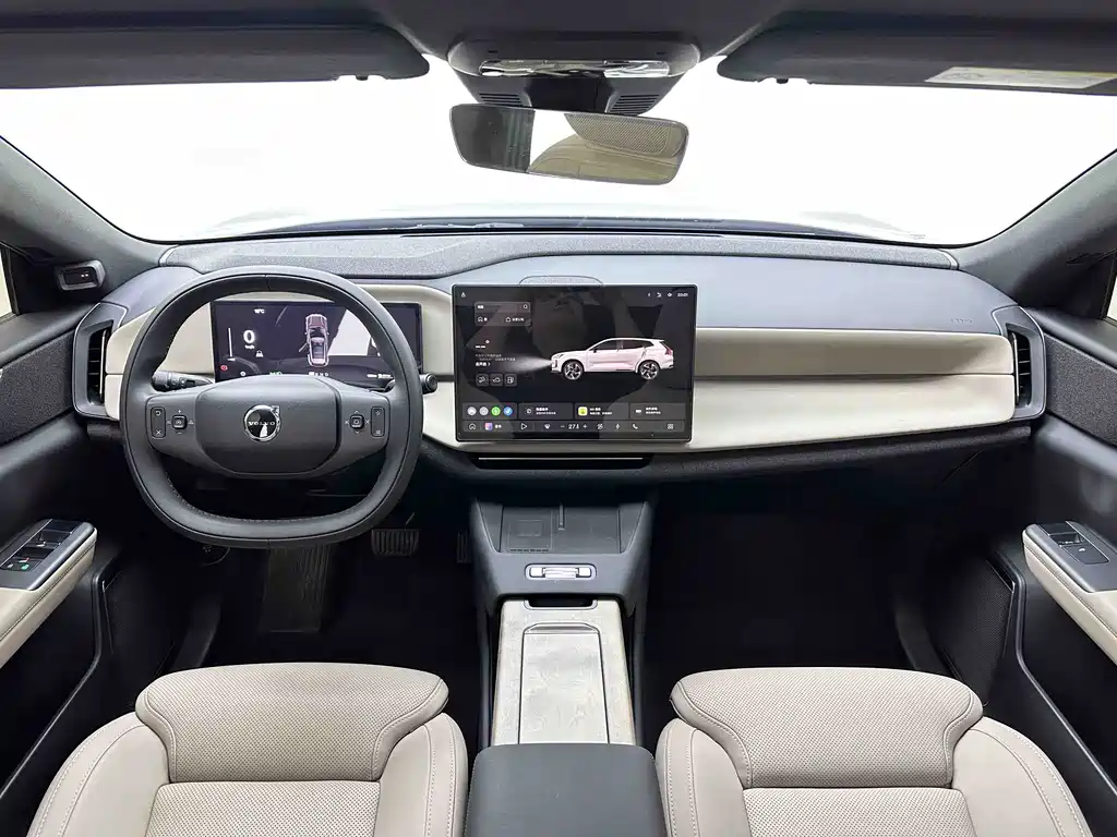 Volvo XC70 PHEV — миниатюра 10