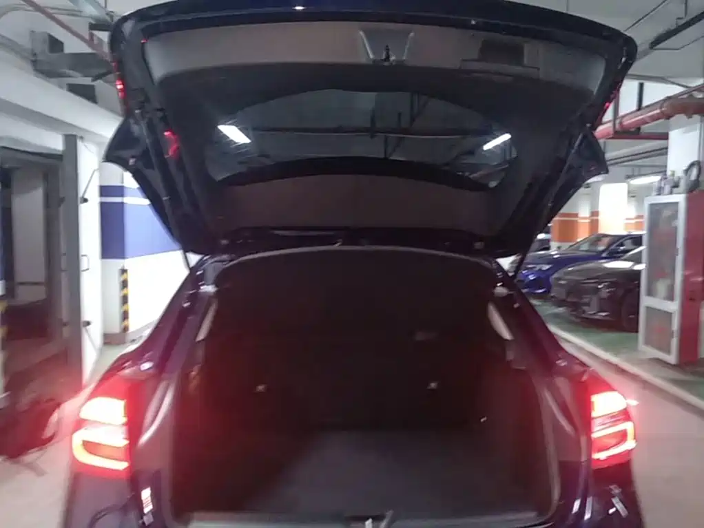 Mercedes-Benz GLA — миниатюра 19