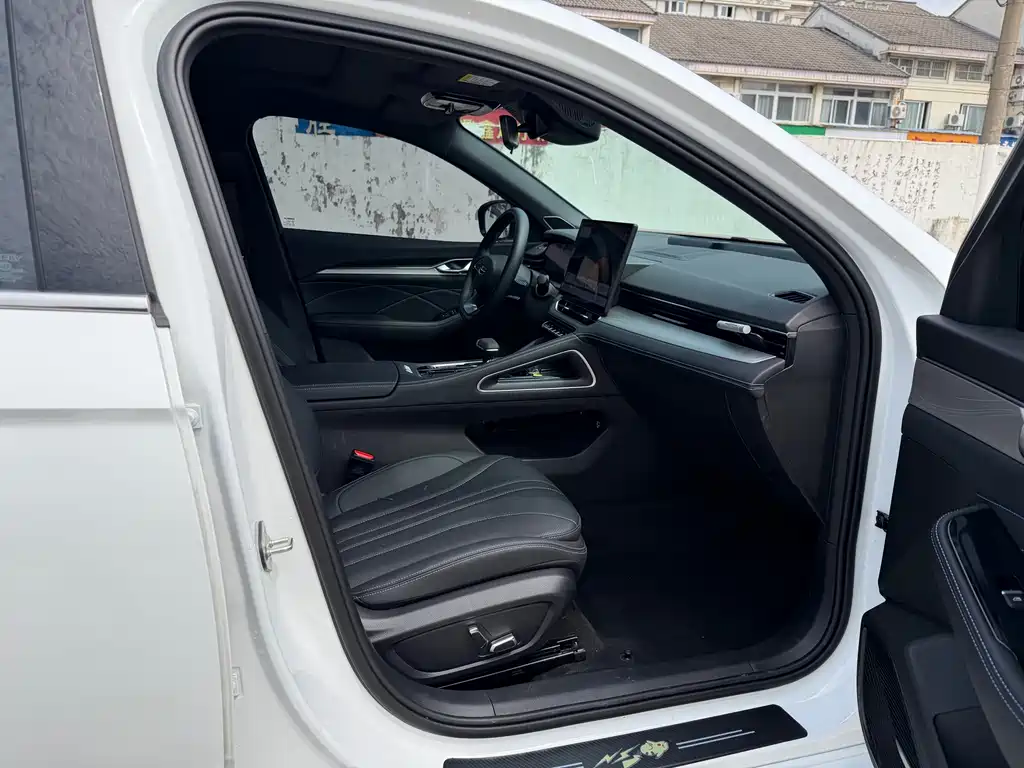 Geely Xingrui — миниатюра 7