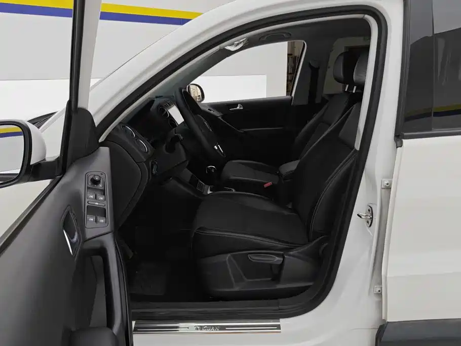 Volkswagen Tiguan — миниатюра 9