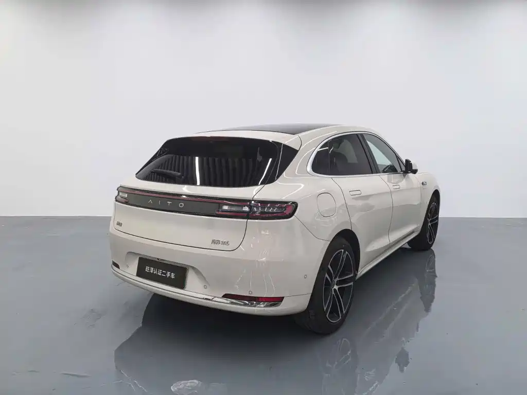 AITO AITO M5 — миниатюра 2