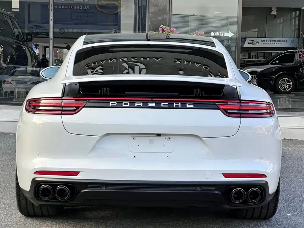 Porsche Panamera — миниатюра 8