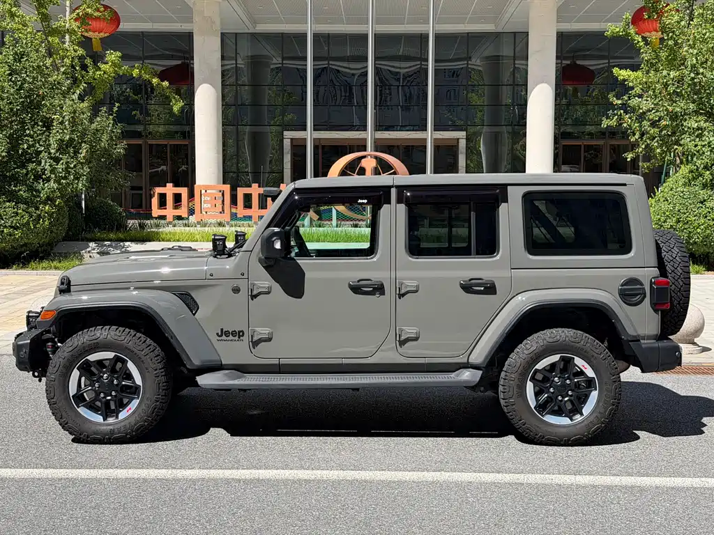 Jeep Wrangler — миниатюра 4