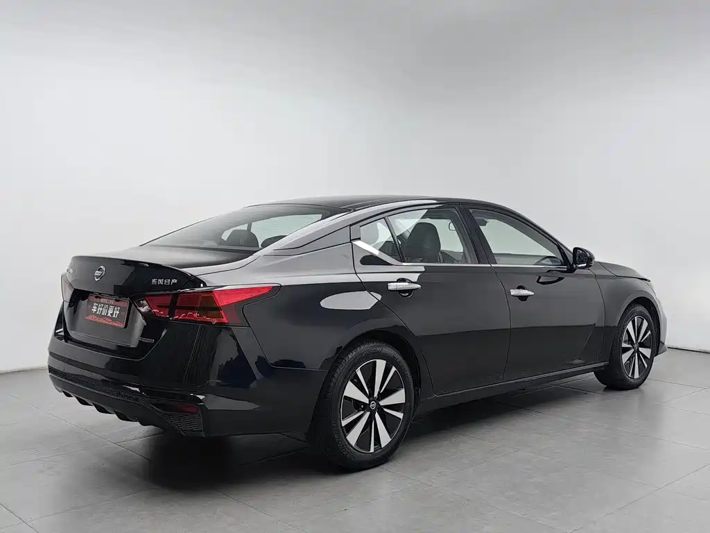 Nissan Teana — миниатюра 2