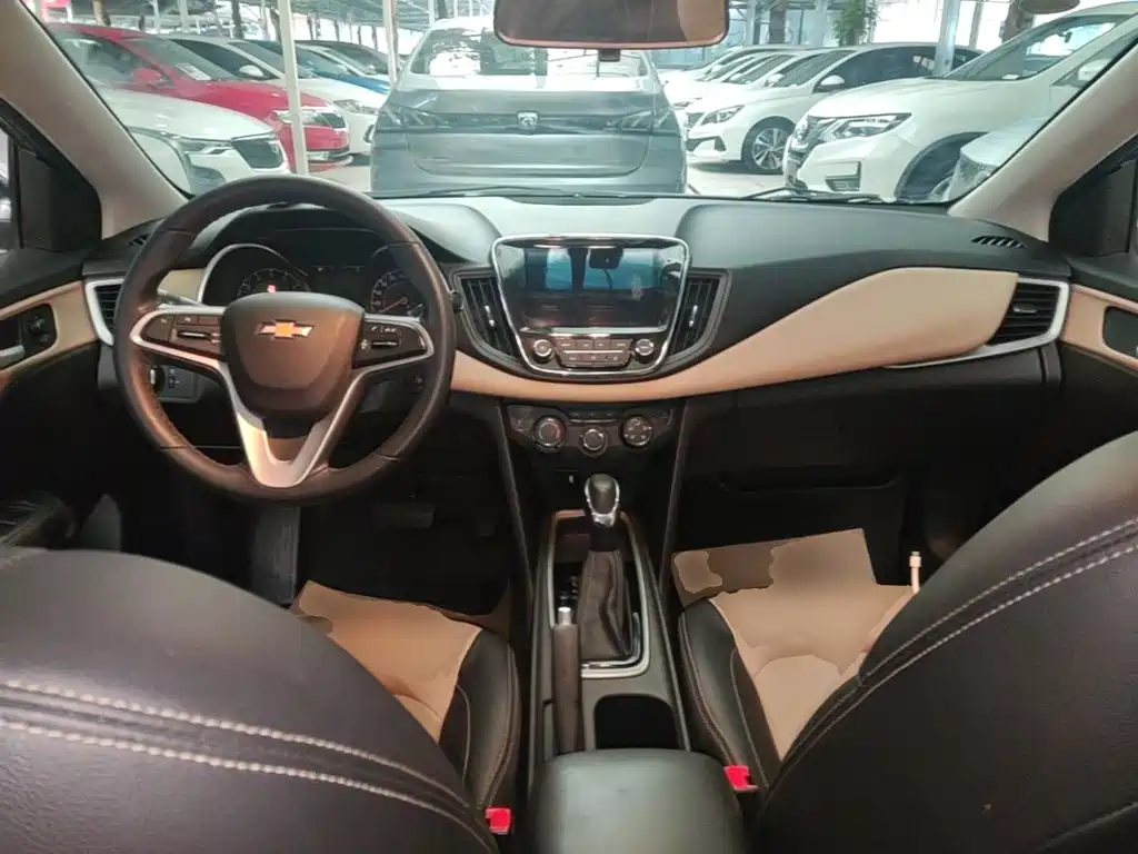Chevrolet Monza — миниатюра 10